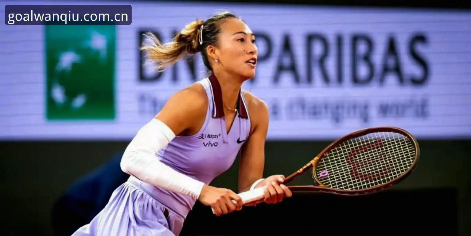 体育赛事实时比分哪个好 2026法网女签深度评测:郑钦文保分压力与玩球体育实时追踪体验